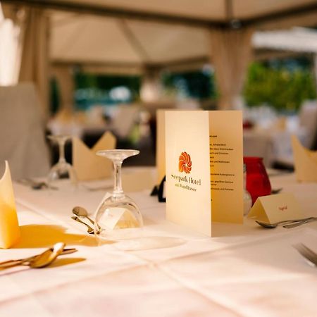 Seepark Hotel Am Wandlitzsee エクステリア 写真