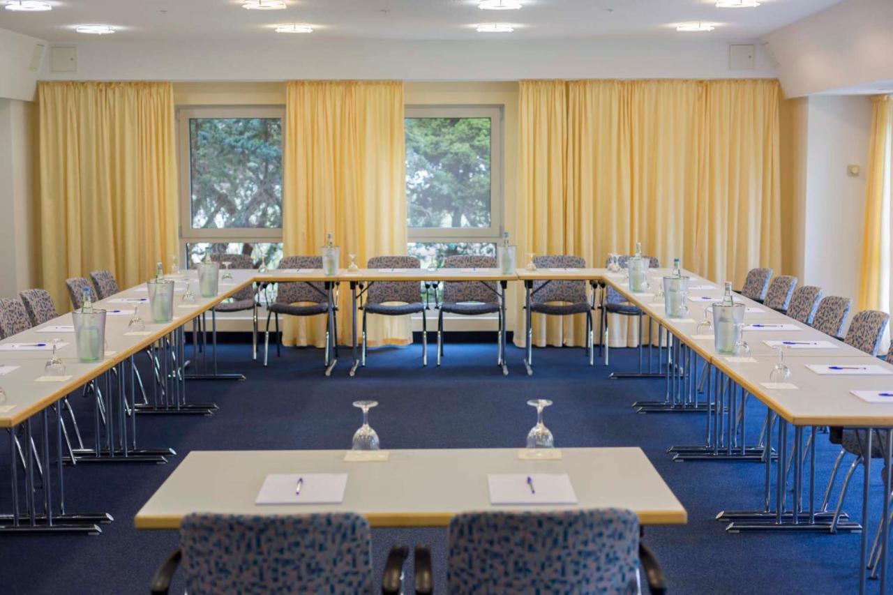 Seepark Hotel Am Wandlitzsee エクステリア 写真